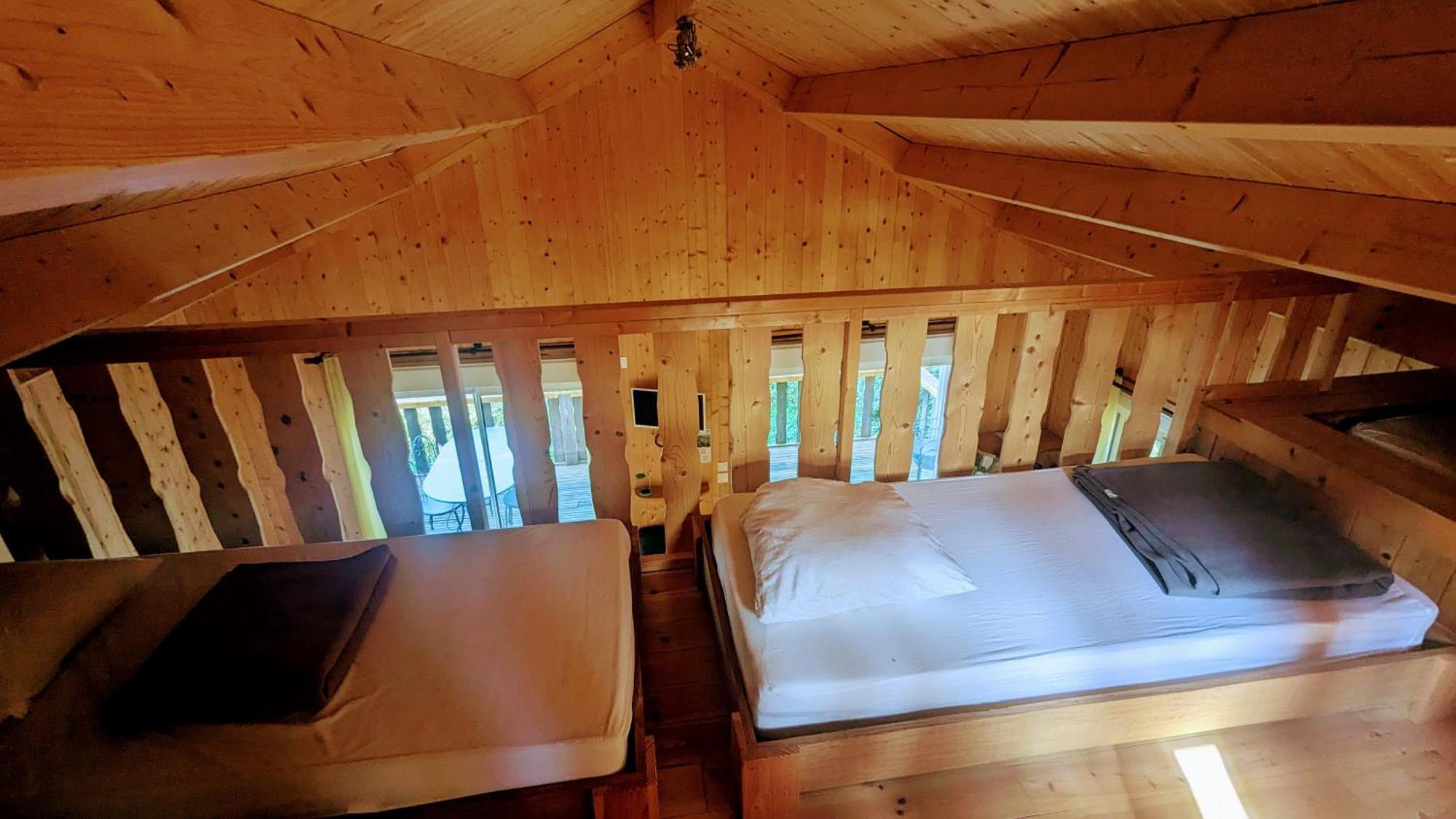 Cabanes et Lodges du Belvedere Serrieres-sur-Ain Eksteriør billede