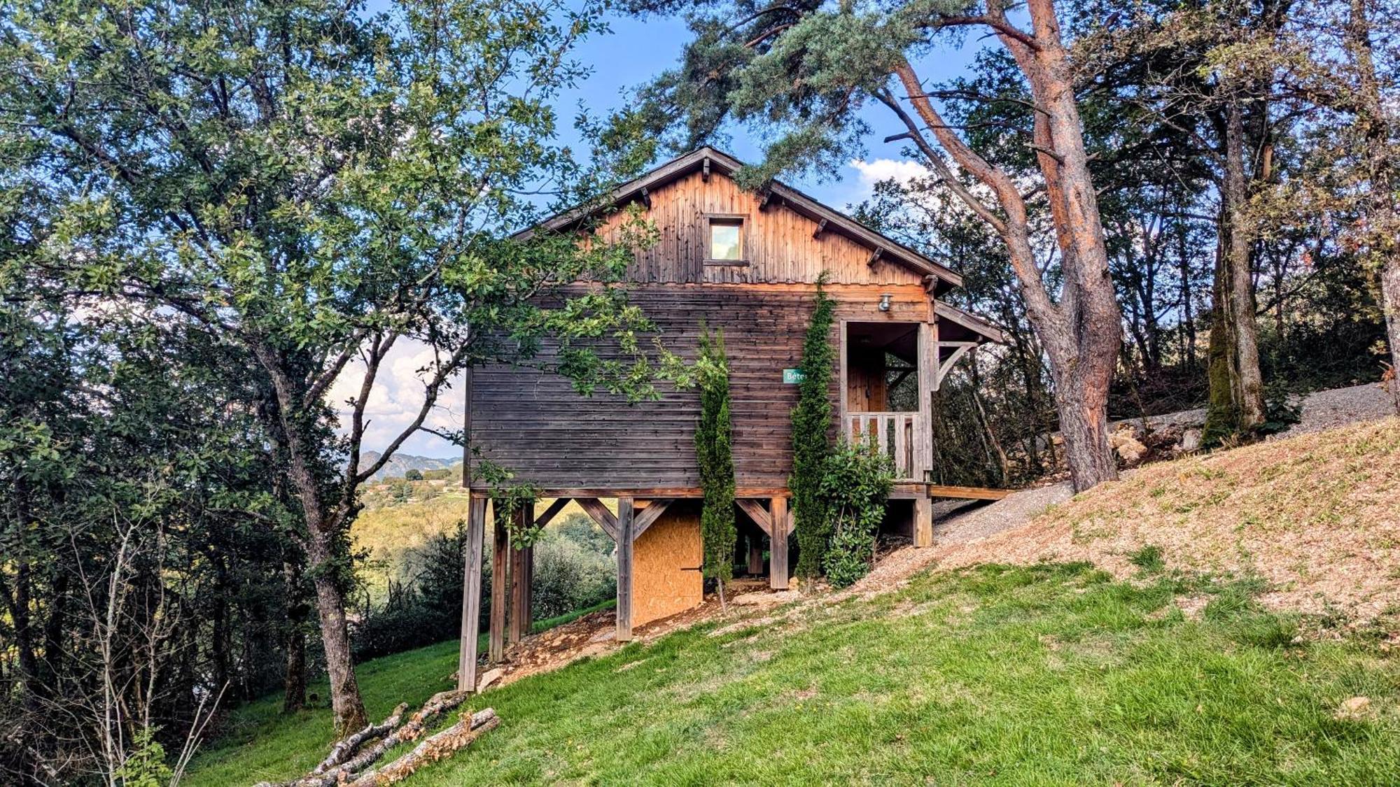 Cabanes et Lodges du Belvedere Serrieres-sur-Ain Eksteriør billede
