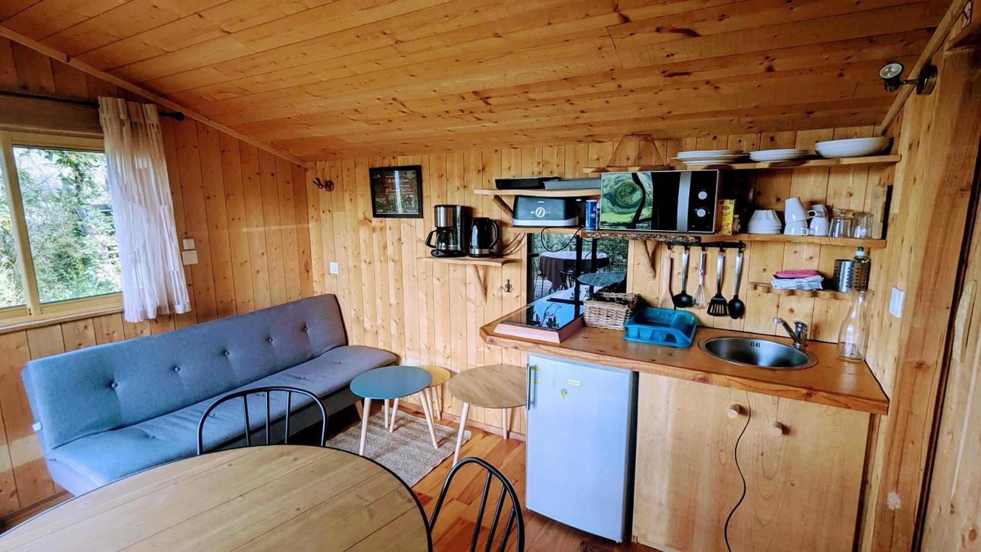Cabanes et Lodges du Belvedere Serrieres-sur-Ain Eksteriør billede