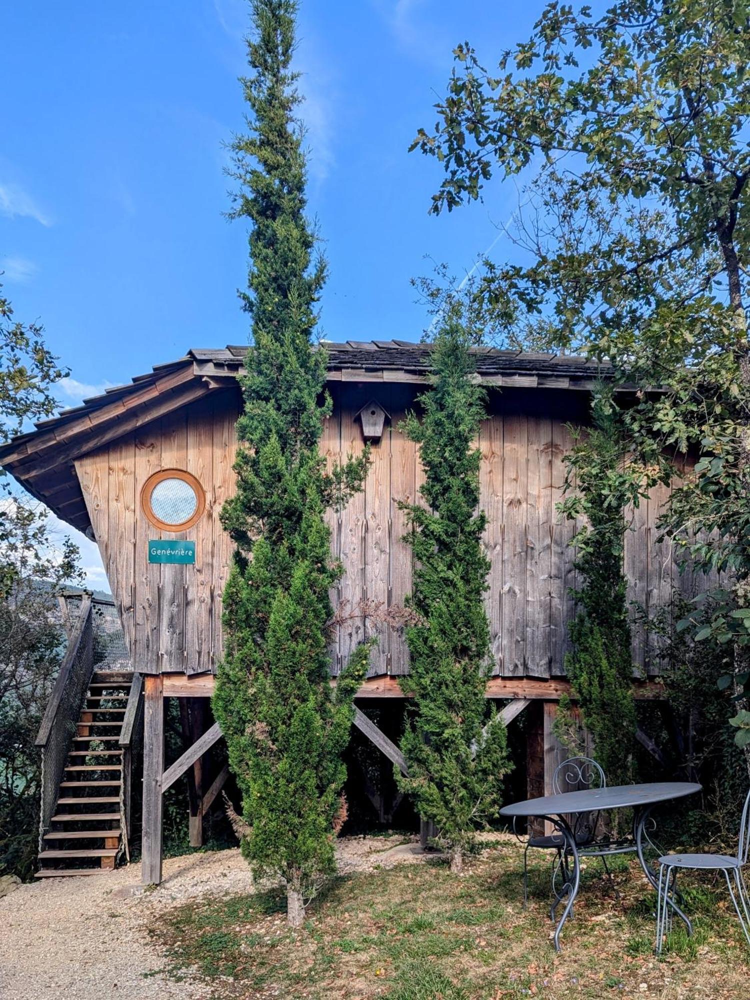 Cabanes et Lodges du Belvedere Serrieres-sur-Ain Eksteriør billede