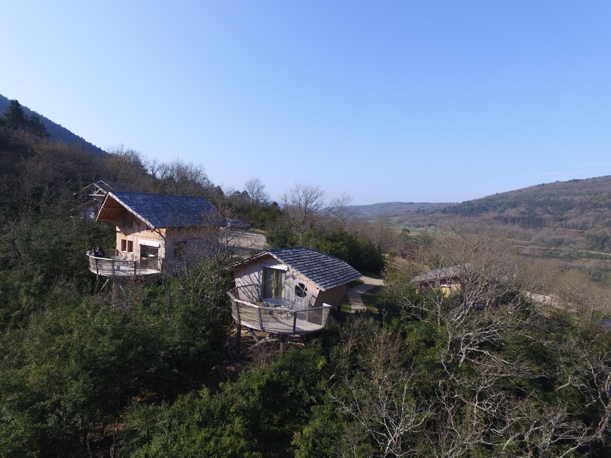 Cabanes et Lodges du Belvedere Serrieres-sur-Ain Eksteriør billede